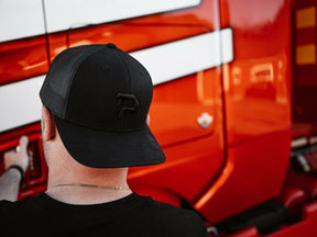 Pureest cap with embrodied logo - Black on black